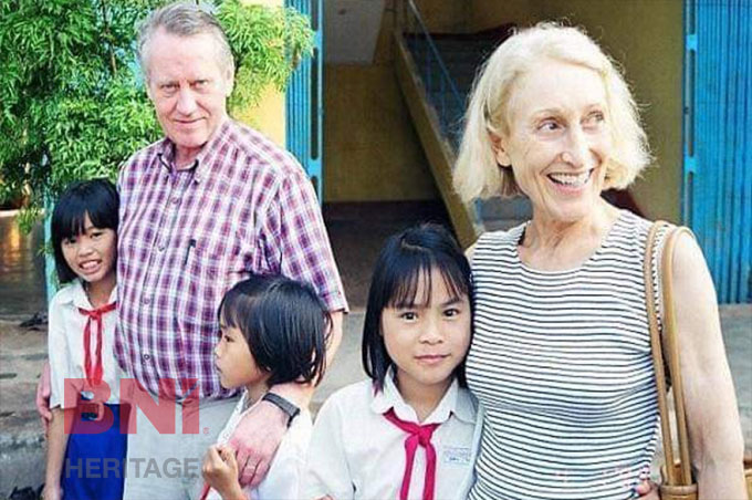 Cho là nhận, Chuck Feeney