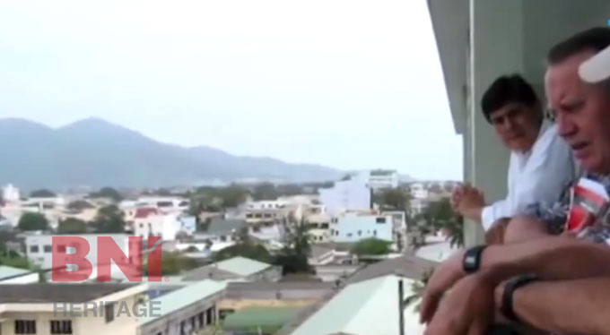 Cho là nhận, Chuck Feeney